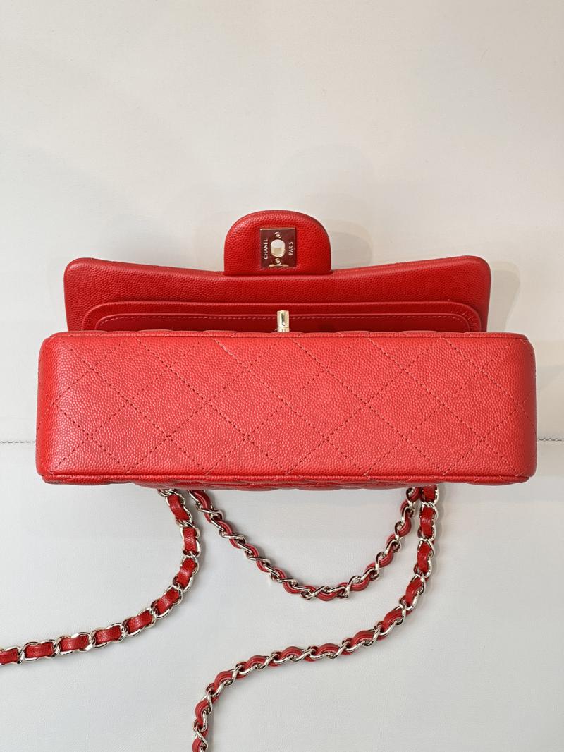 Small Chanel Grained Calfskin Flap Bag A01117 Red