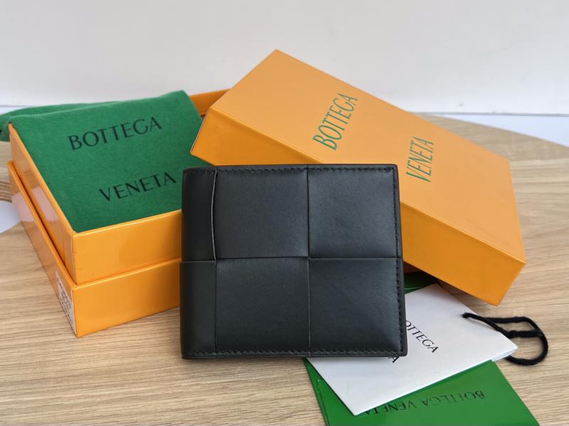 Bottega Veneta Cassette Bi-Fold Wallet 649603 Deep Green