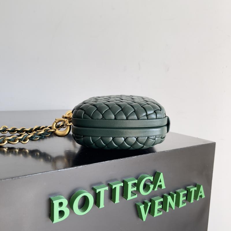 Bottega Veneta Knot With Chain 776662 Dark Green