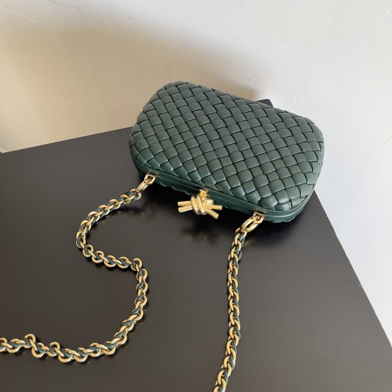 Bottega Veneta Knot With Chain 776662 Dark Green