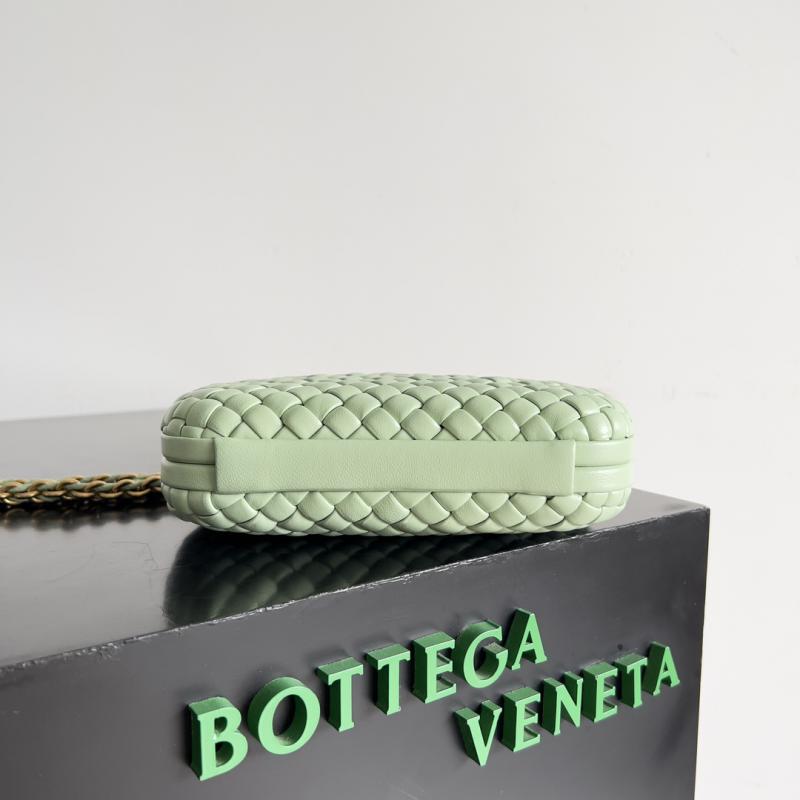 Bottega Veneta Knot With Chain 776662 Fresh Mint