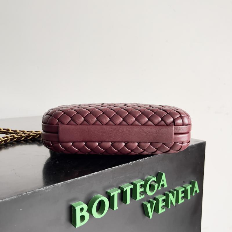 Bottega Veneta Knot With Chain 776662 Red