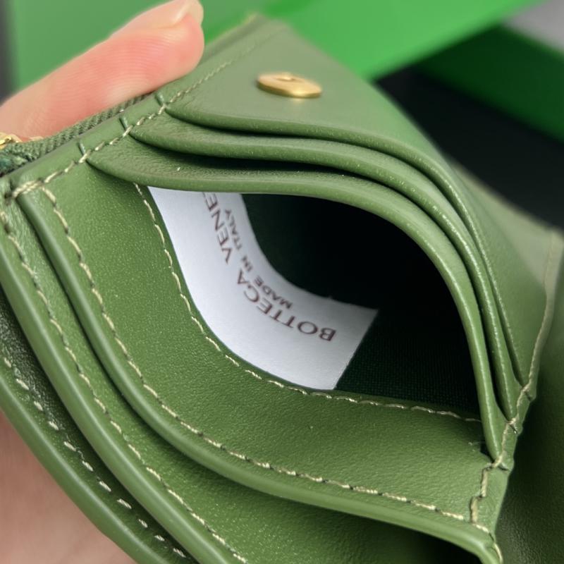 Bottega Veneta Small Intrecciato Bi-Fold Zip Wallet 742330 Green