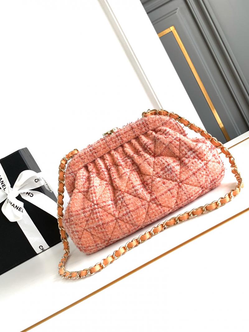 Chanel Clutch Orange AS4717