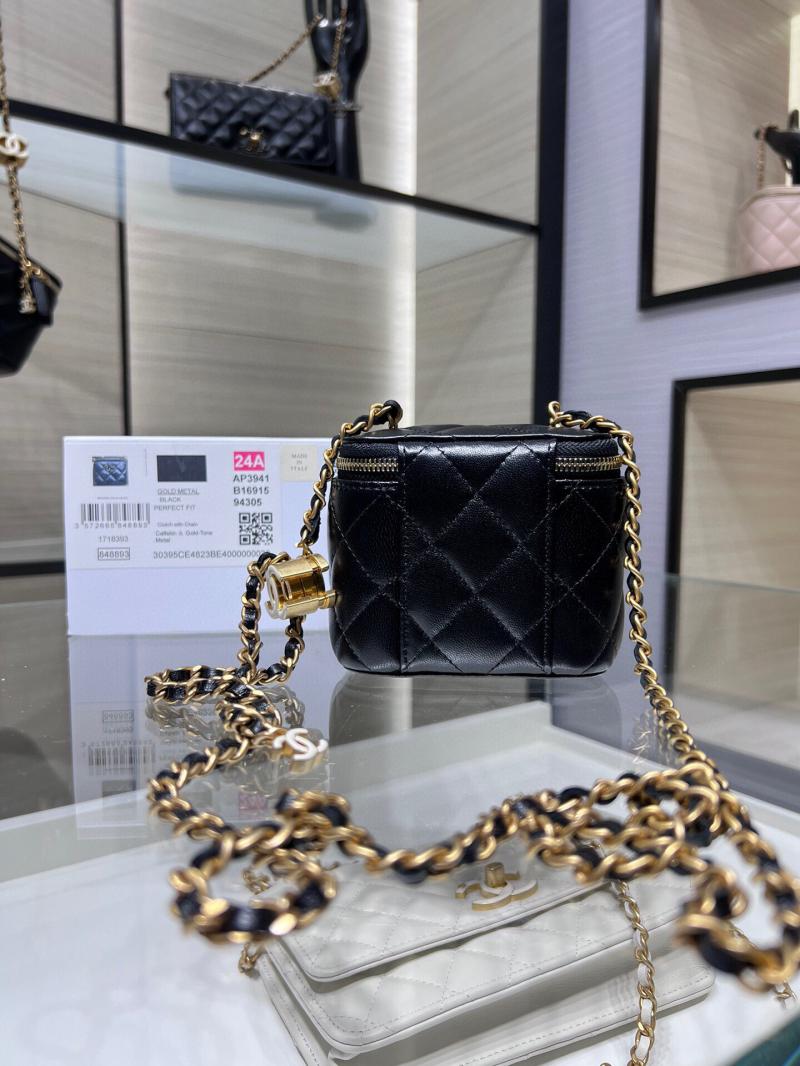 Chanel Clutch With Chain AP3941 Black