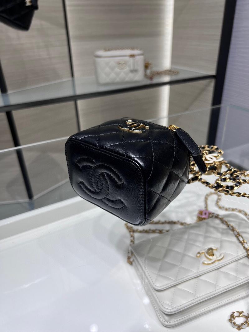 Chanel Clutch With Chain AP3941 Black