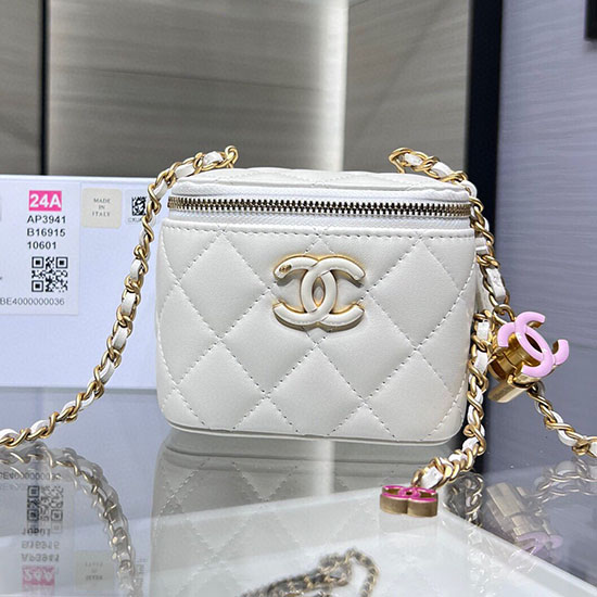 Chanel Clutch With Chain AP3941 White