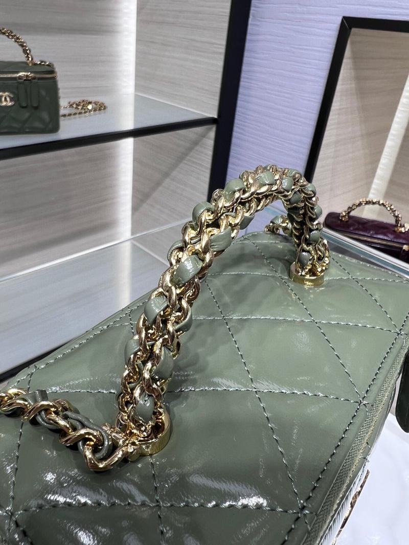 Chanel Clutch With Chain AP4168 Green