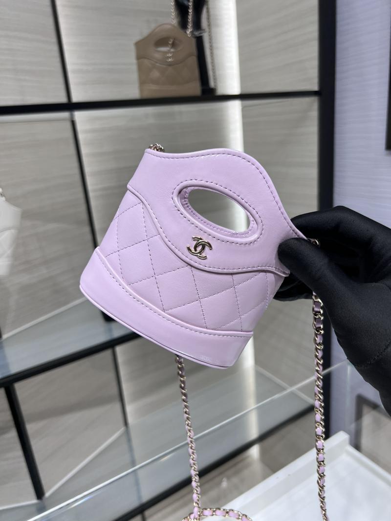 Chanel Clutch with Chain AP3924 Purple