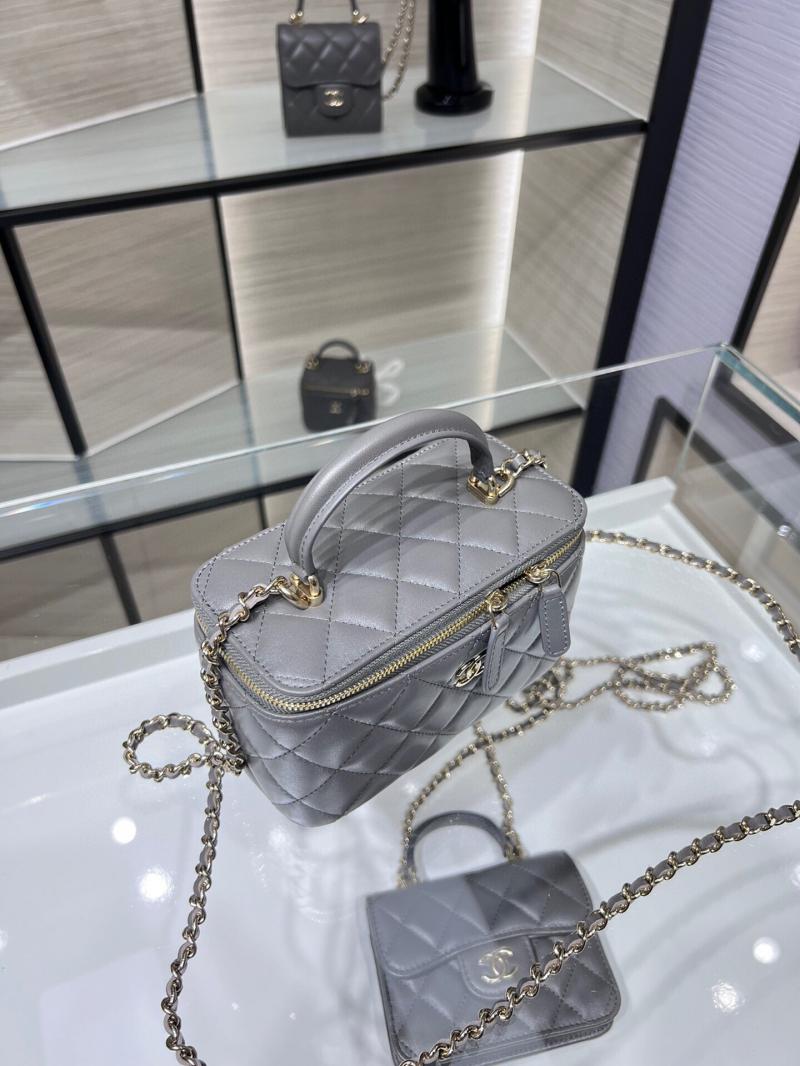 Chanel Vanity Case With Chain AP2199 Grey