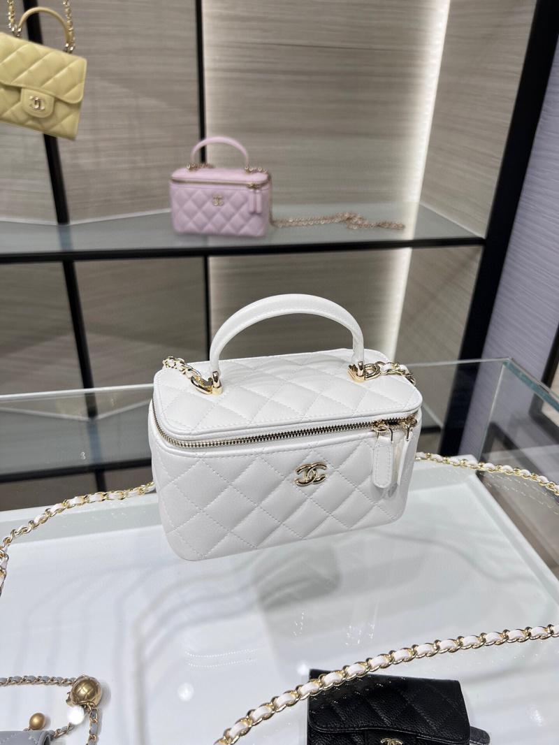 Chanel Vanity Case With Chain AP2199 White