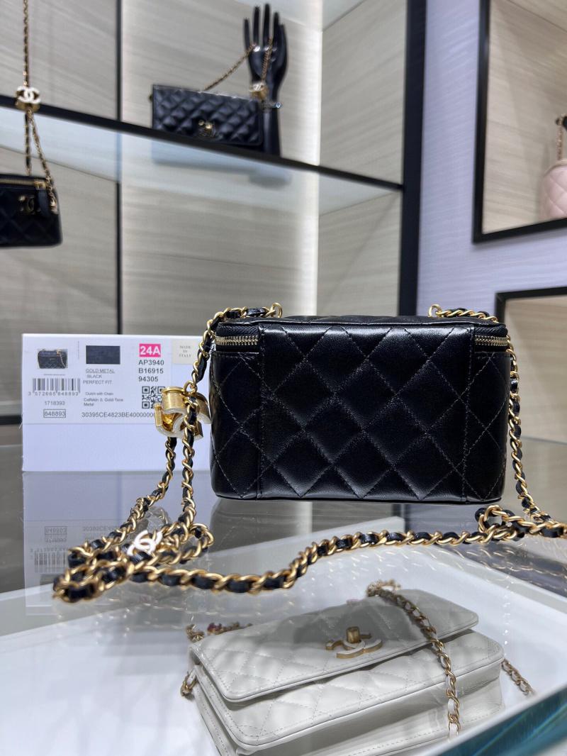 Chanel Vanity Case With Chain AP3940 Black