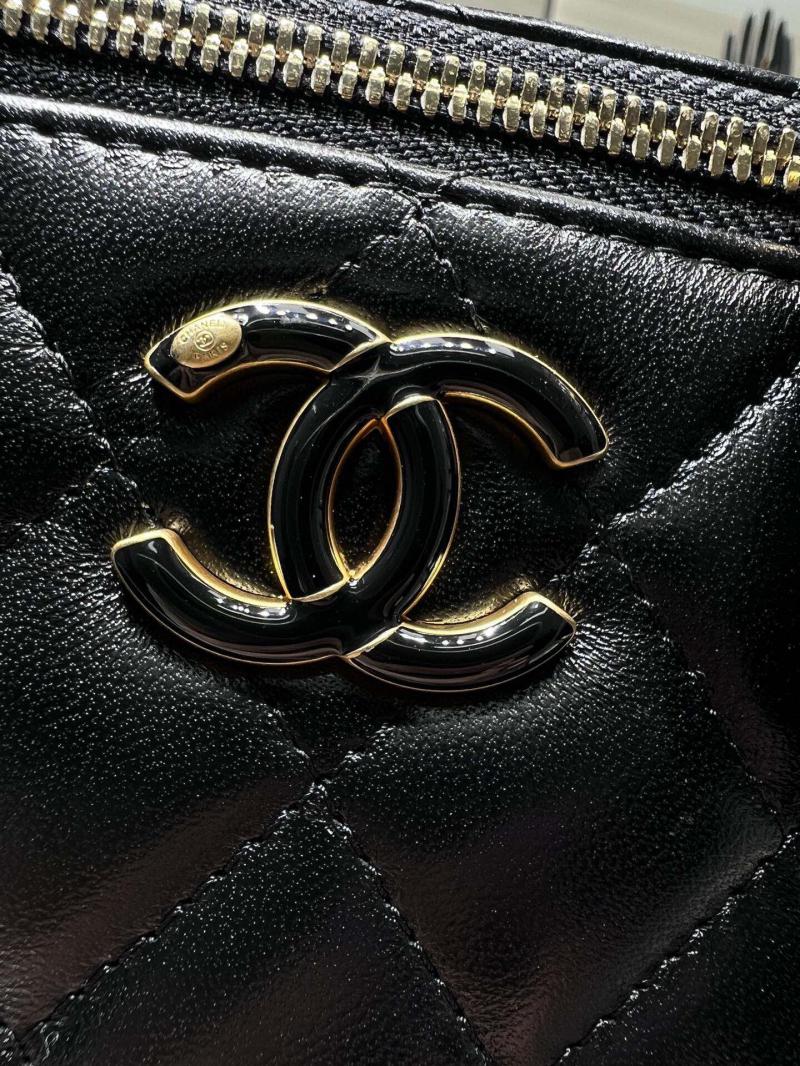 Chanel Vanity Case With Chain AP3940 Black