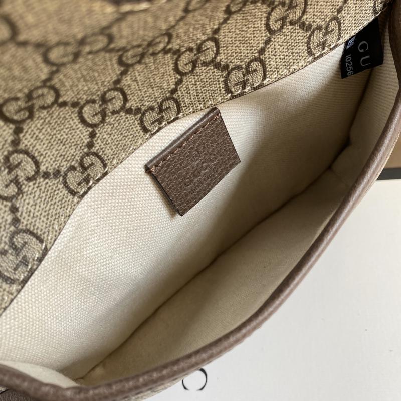 Gucci GG Supreme Messenger Bag 489617