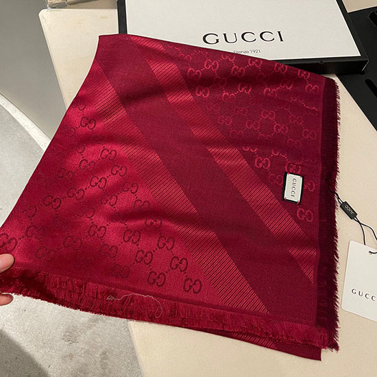 Gucci Scarf SGS90103