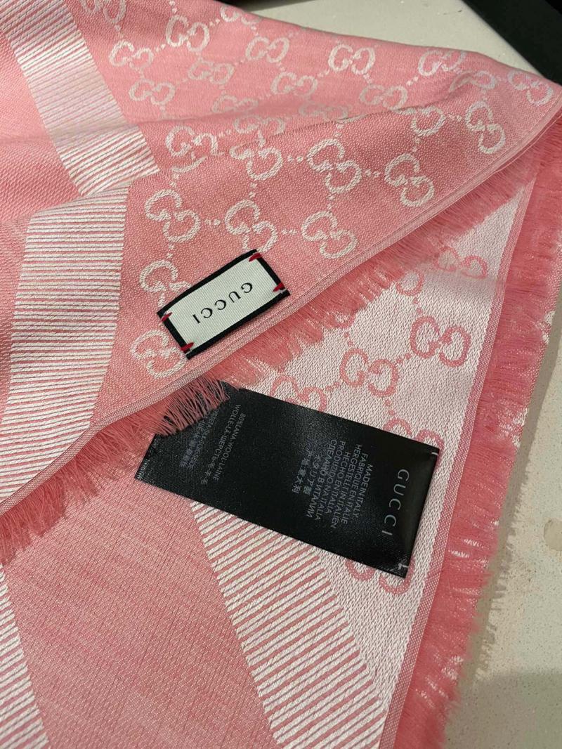 Gucci Scarf SGS90104