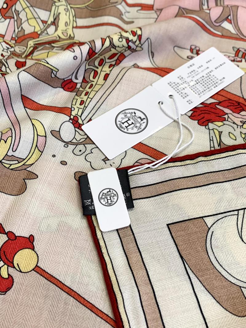 Hermes Scarf SHS90103