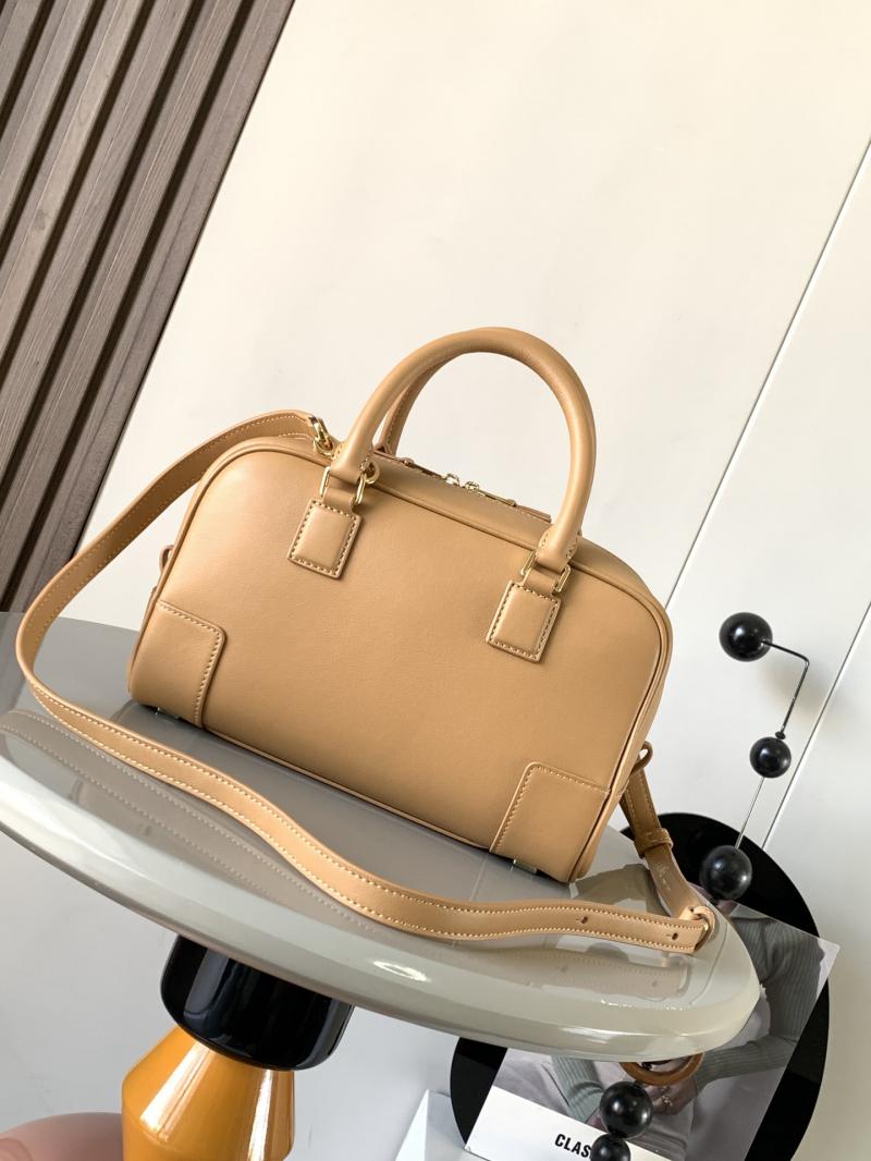 Loewe Amazona 23 Nappa Calfskin Bag LN9078 Brown