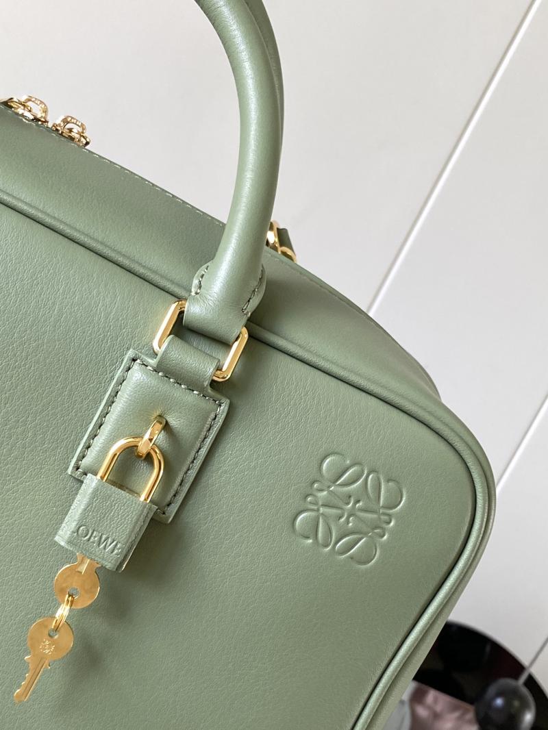 Loewe Amazona 28 Nappa Calfskin Bag L9080 Green