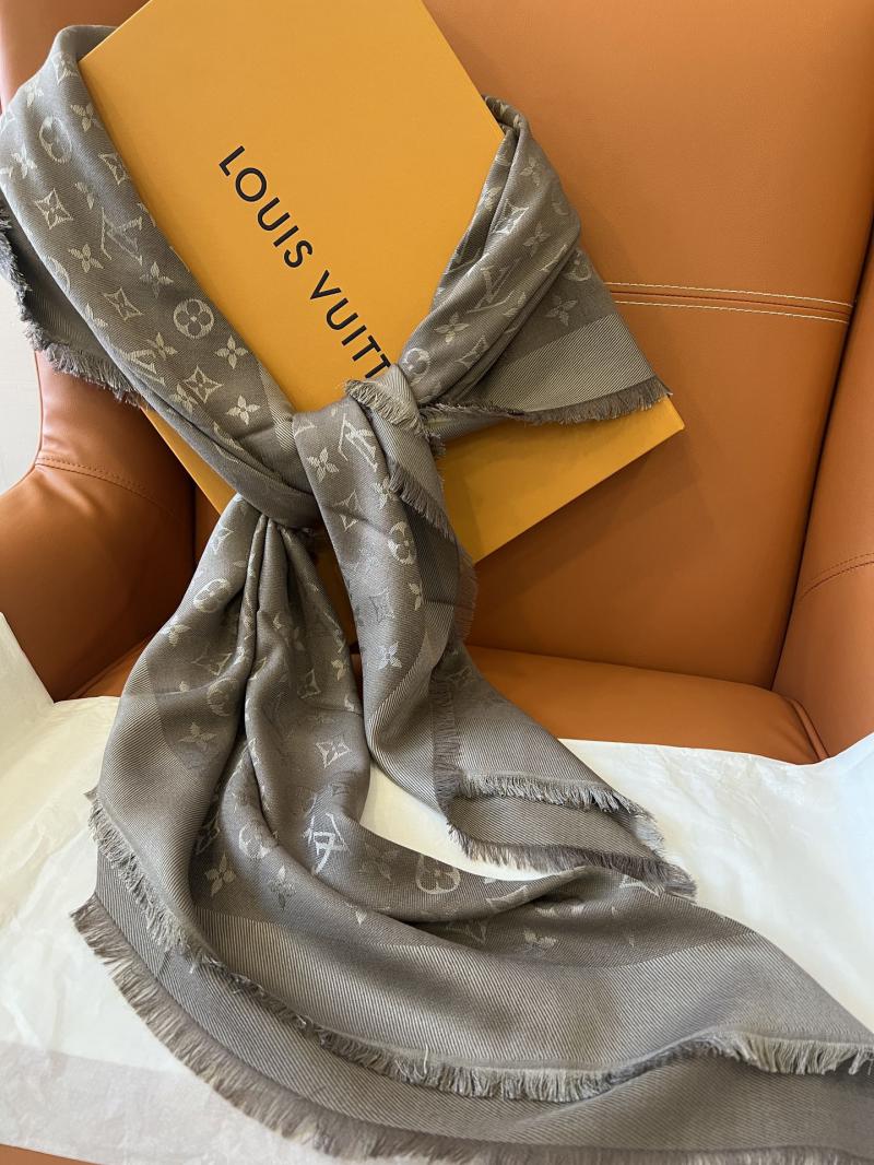 Louis Vuitton Scarf FLVC90510