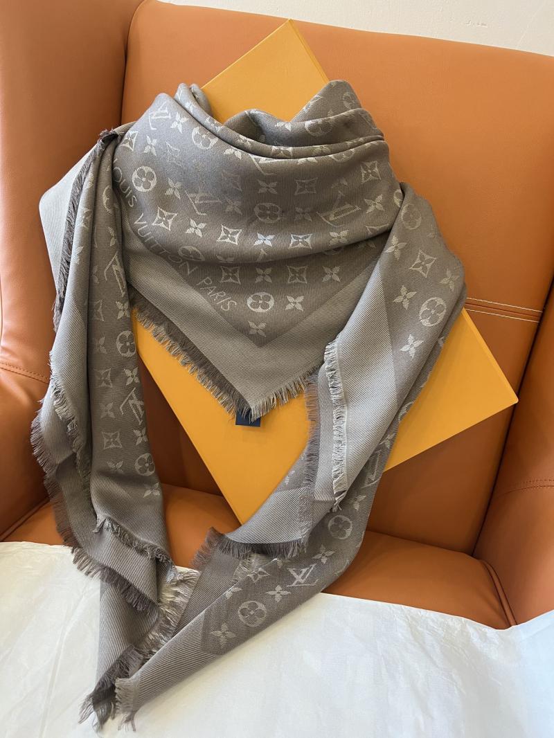 Louis Vuitton Scarf FLVC90510