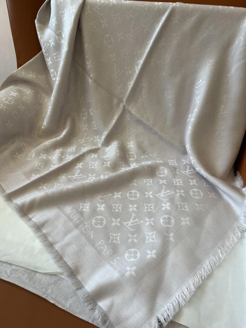 Louis Vuitton Scarf FLVC90512