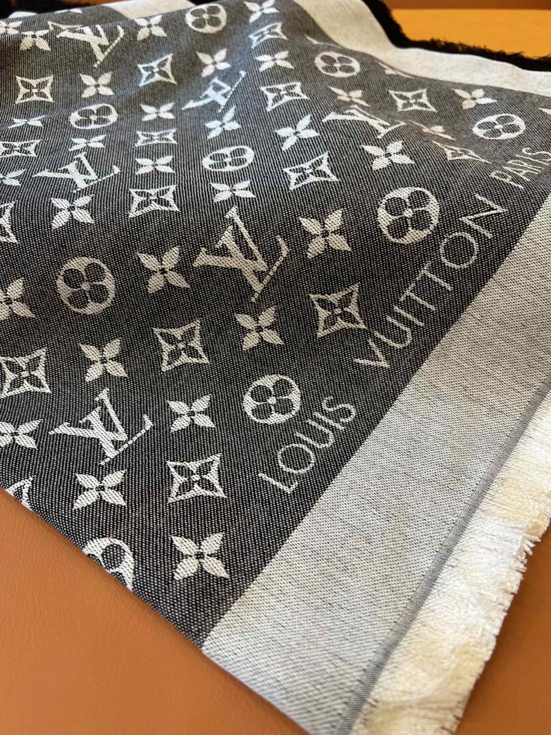 Louis Vuitton Scarf FLVC90520