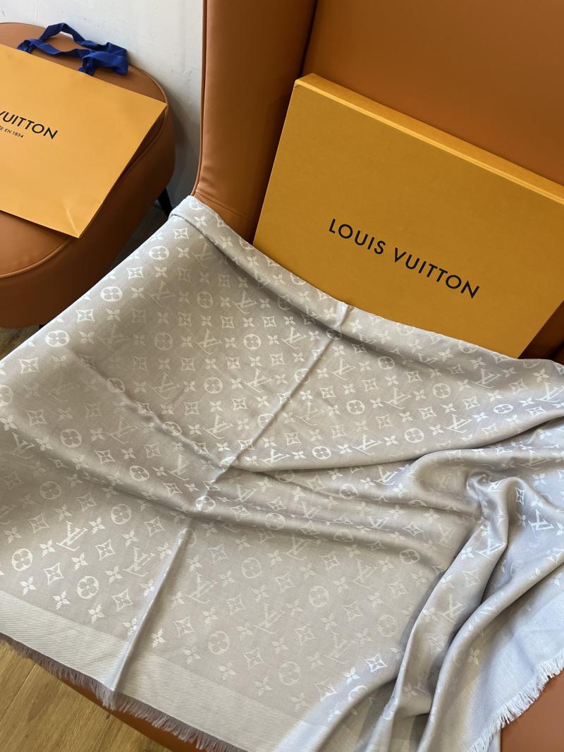 Louis Vuitton Scarf FLVC90522