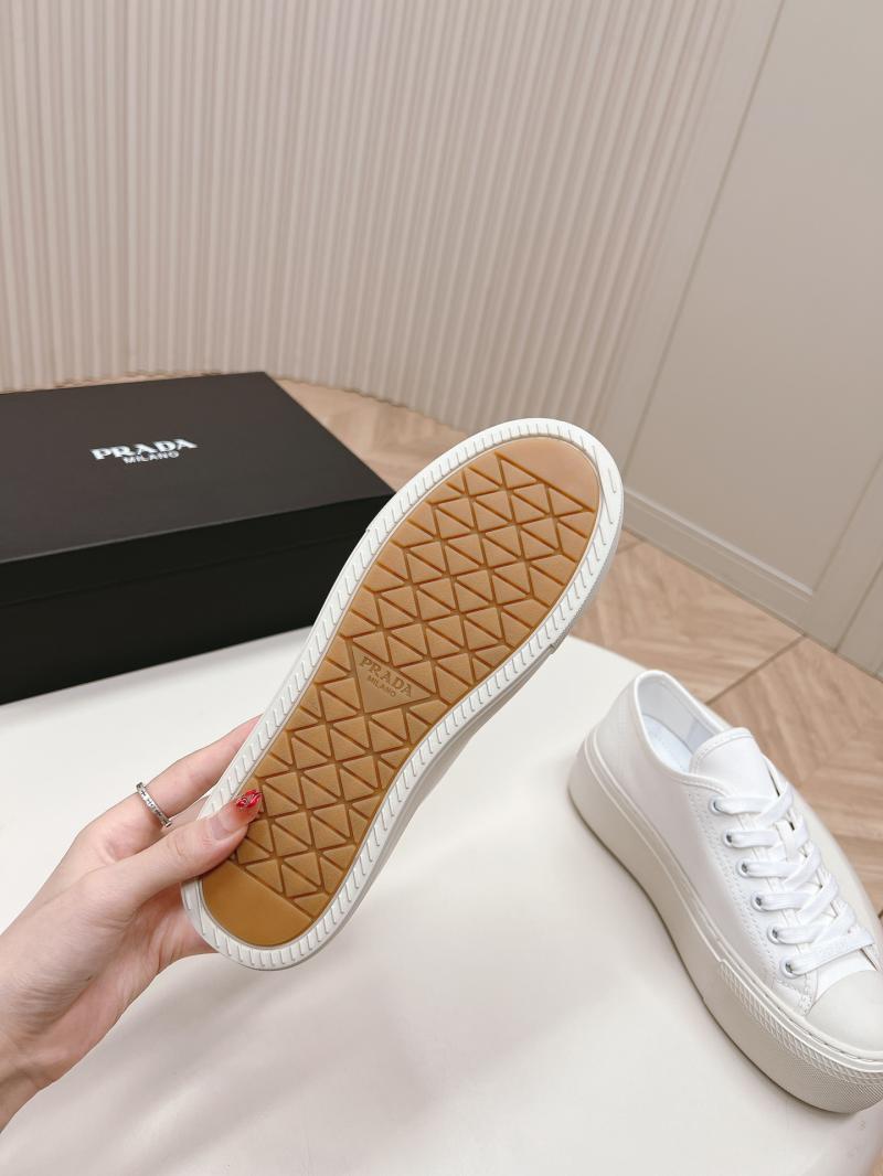 Prada Canvas Sneakers SPS82801