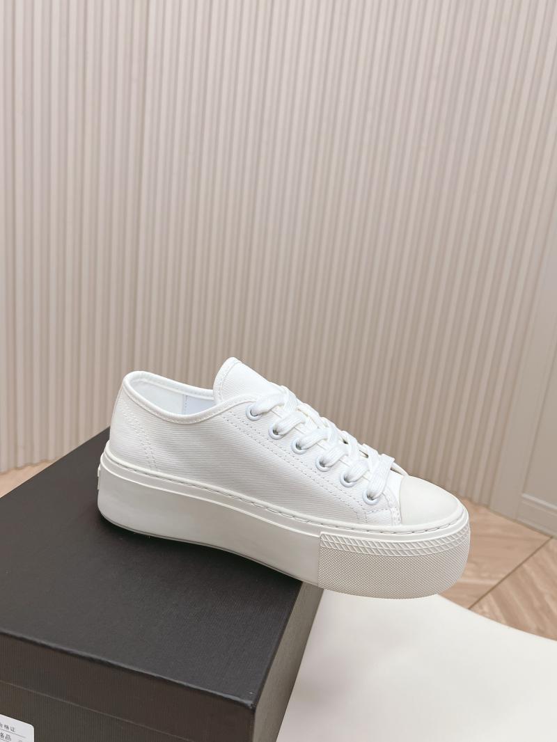 Prada Canvas Sneakers SPS82801