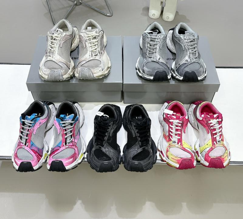 Balenciaga Sneakers SBS92501