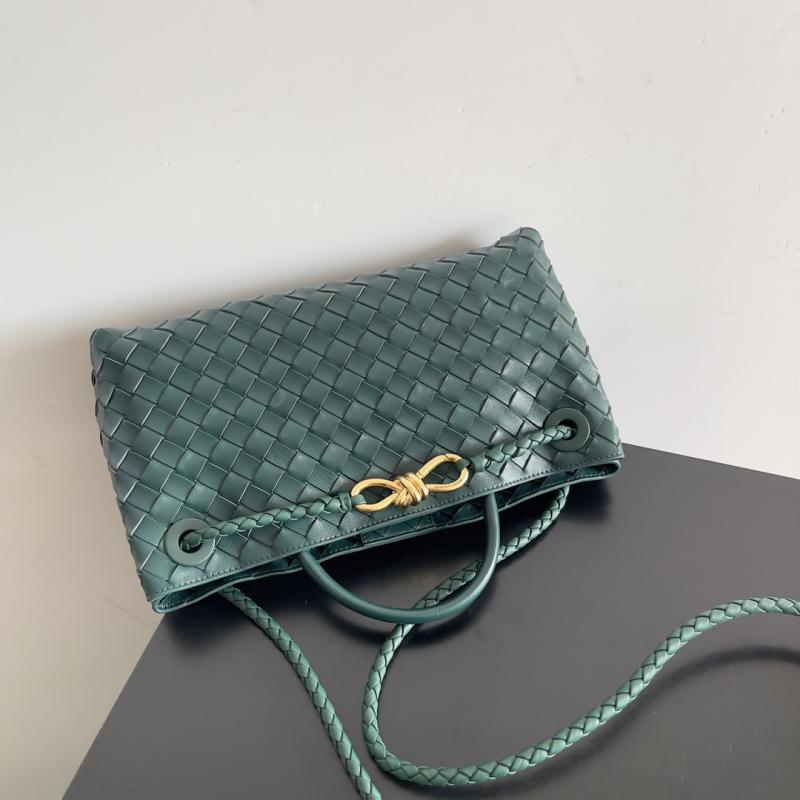 Bottega Veneta East-West Andiamo 754990 Emerald Green