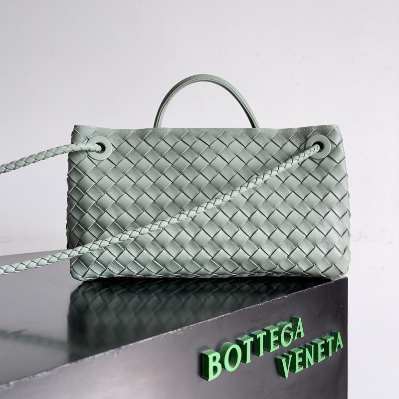 Bottega Veneta East-West Andiamo 754990 New sauge