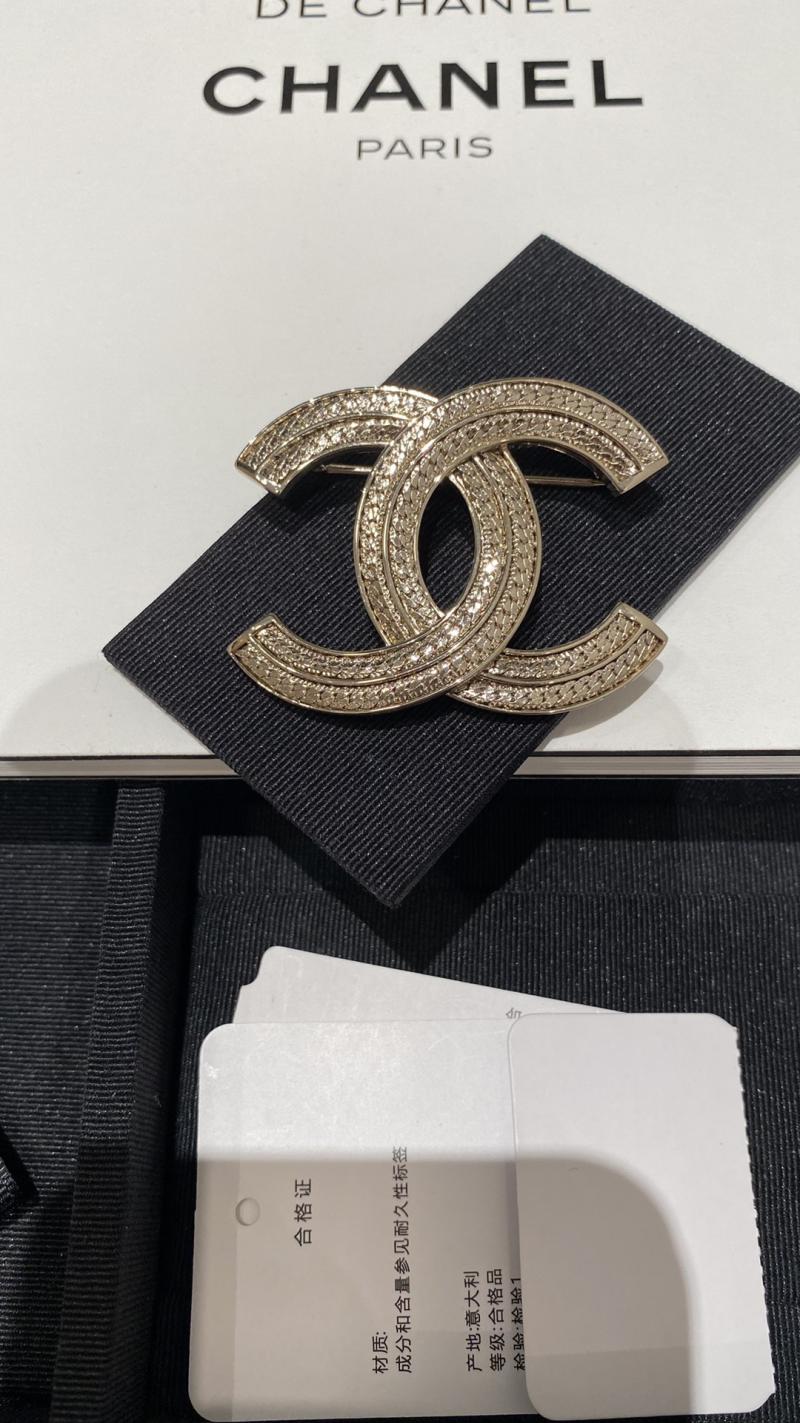 Chanel Brooch CB92605