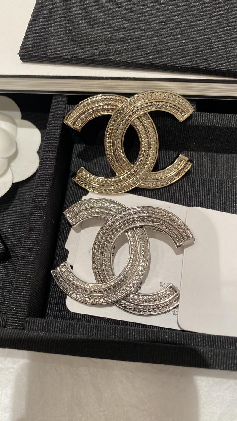 Chanel Brooch CB92605