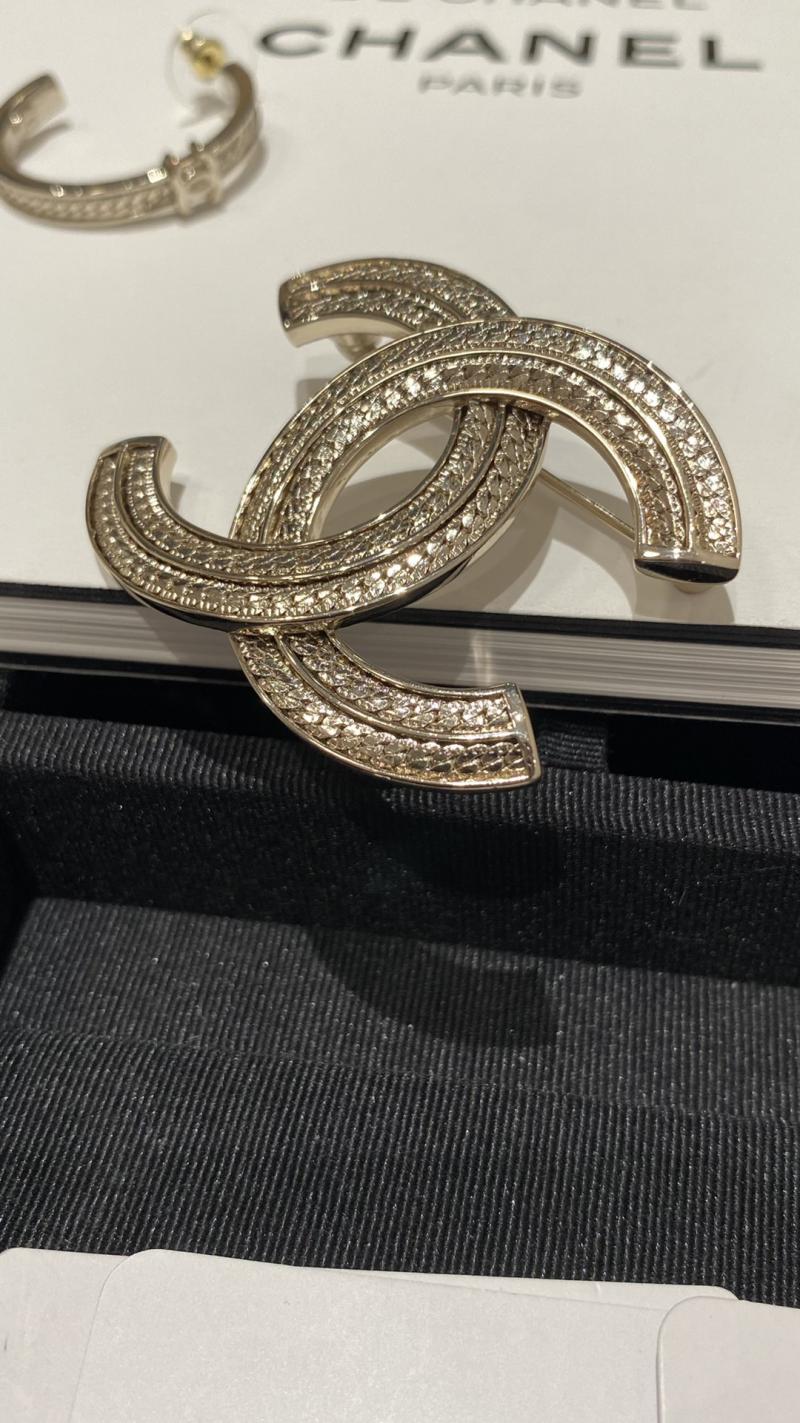 Chanel Brooch CB92605