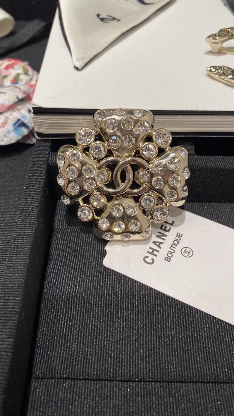 Chanel Brooch CB92607