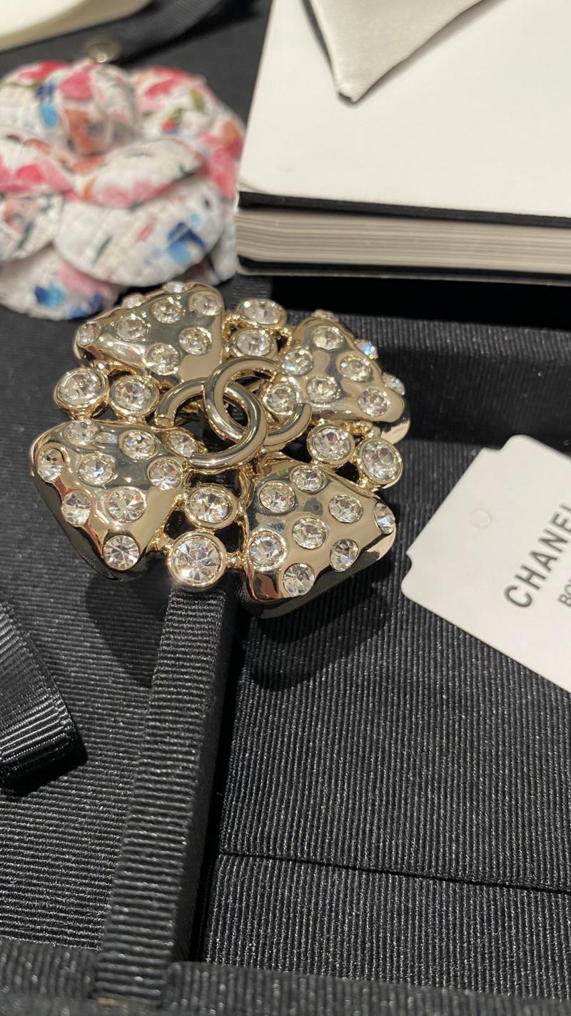 Chanel Brooch CB92607