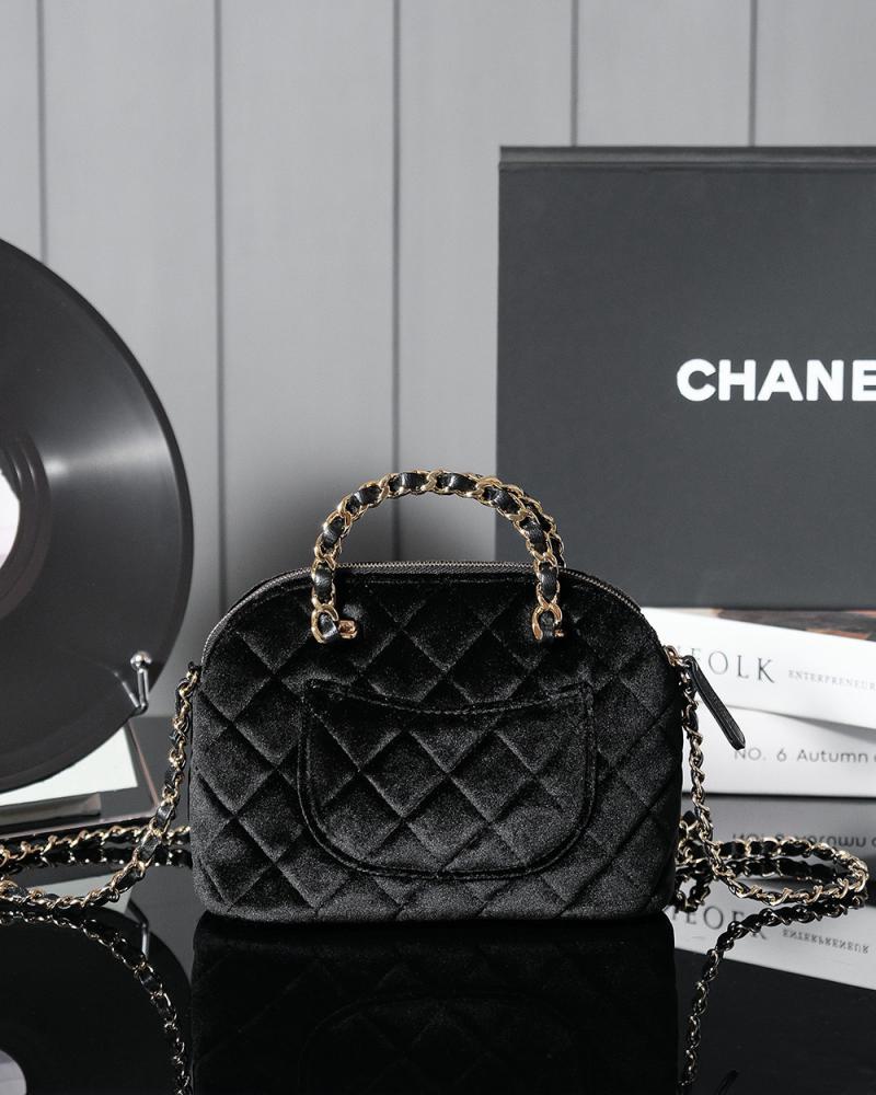 Chanel Velvet Small Tote Black AS5130