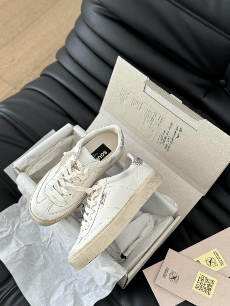 Golden Goose Sneakers SGGS92401