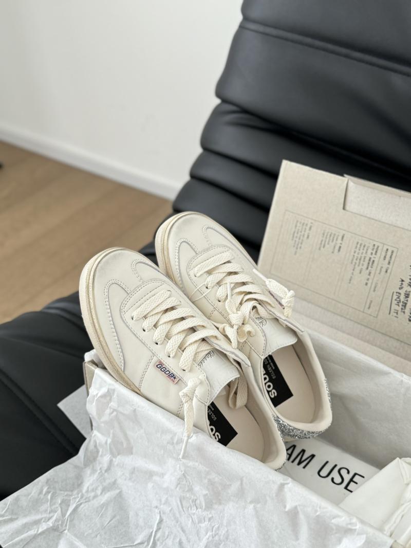 Golden Goose Sneakers SGGS92401