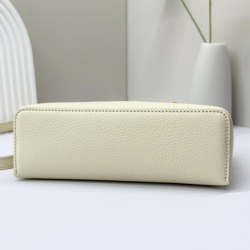 Loro Piana Extra Pocket Pouch L19 LP404620