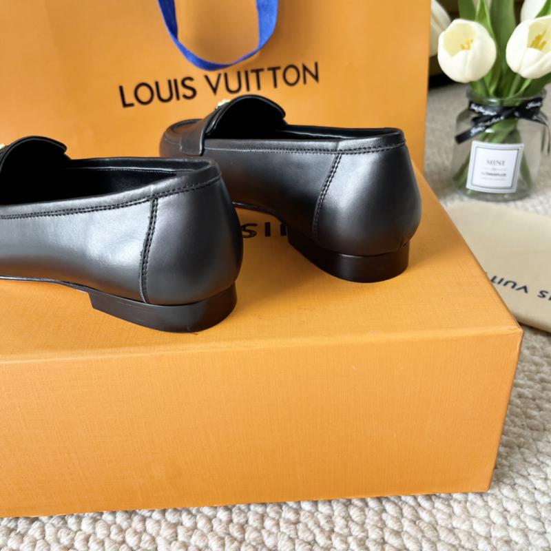 Louis Vuitton Loafers SLL92401