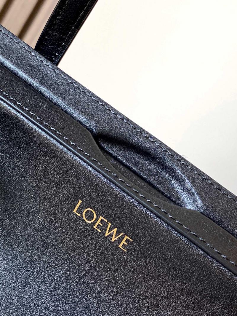 Loewe Small Clasp Bag L9142 Black