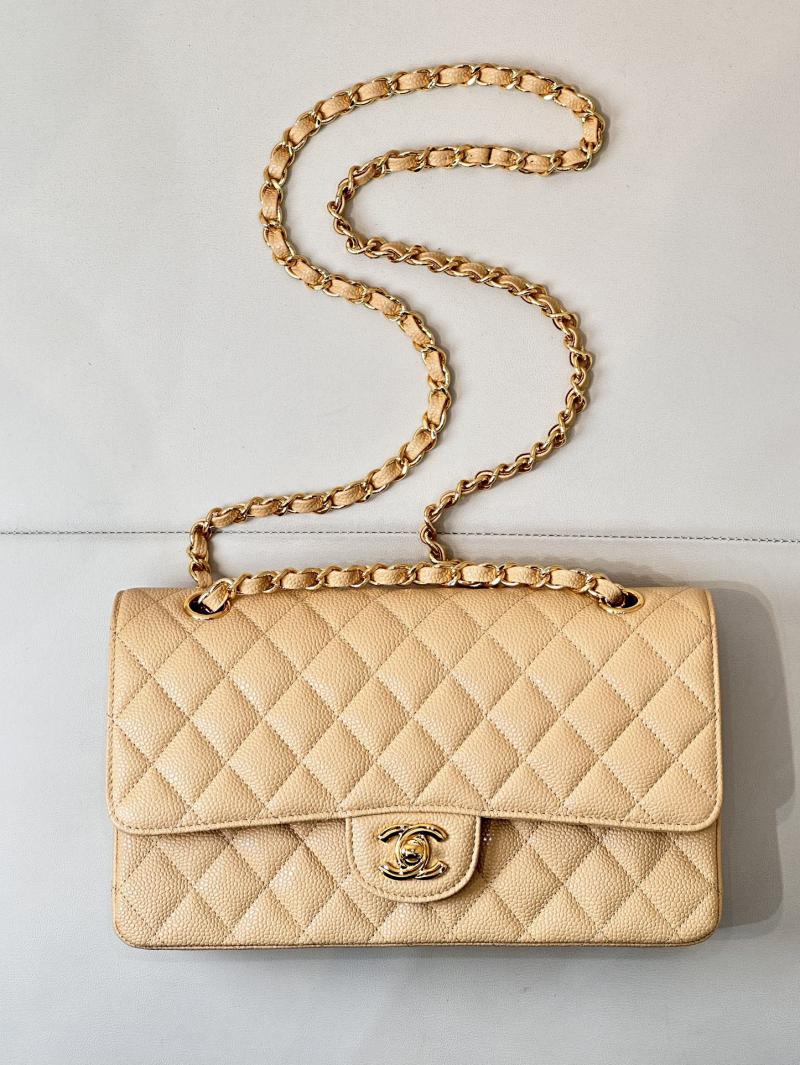 Medium Chanel Grained Calfskin Flap Bag A01112 Beige