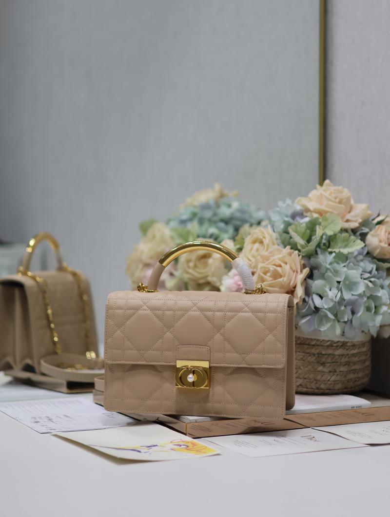 Medium Dior Ange Bag M4402 Beige