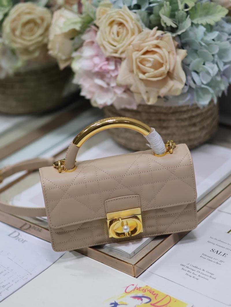 Mini Dior Ange Bag M4401 Beige