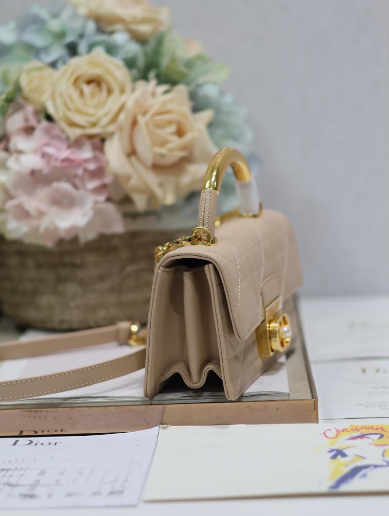 Mini Dior Ange Bag M4401 Beige