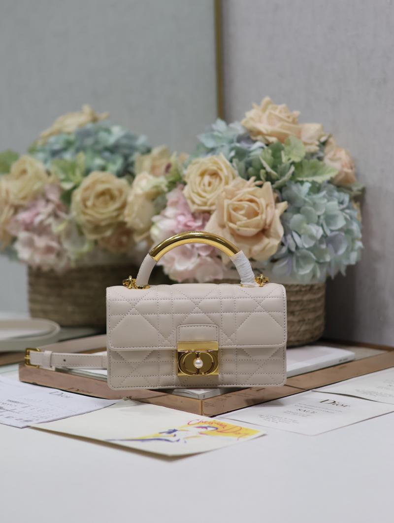 Mini Dior Ange Bag M4401 Light Beige