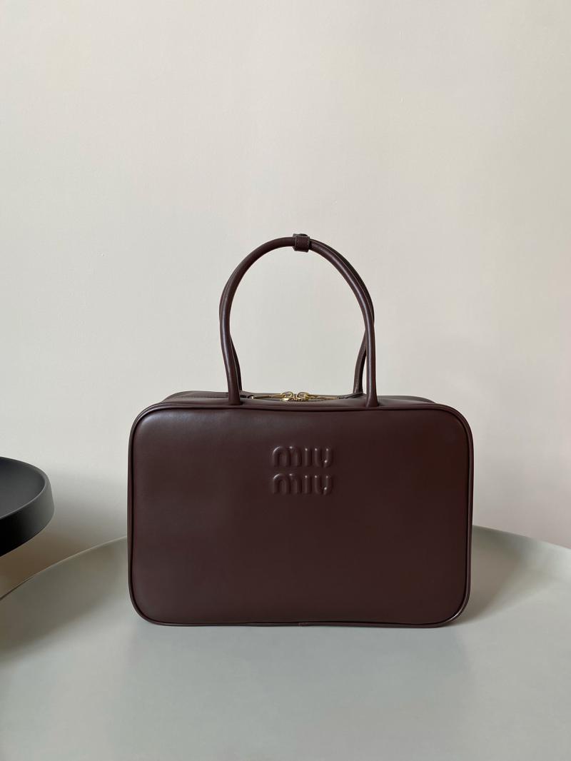 Miu Miu Leather Beau bag Briarwood 5BB117